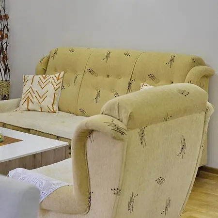 アパート Spirto トレビニエ